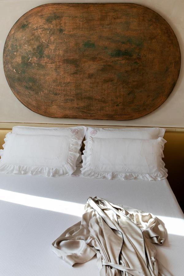 Il Garofano Rosa Apartment เวโรนา ภายนอก รูปภาพ