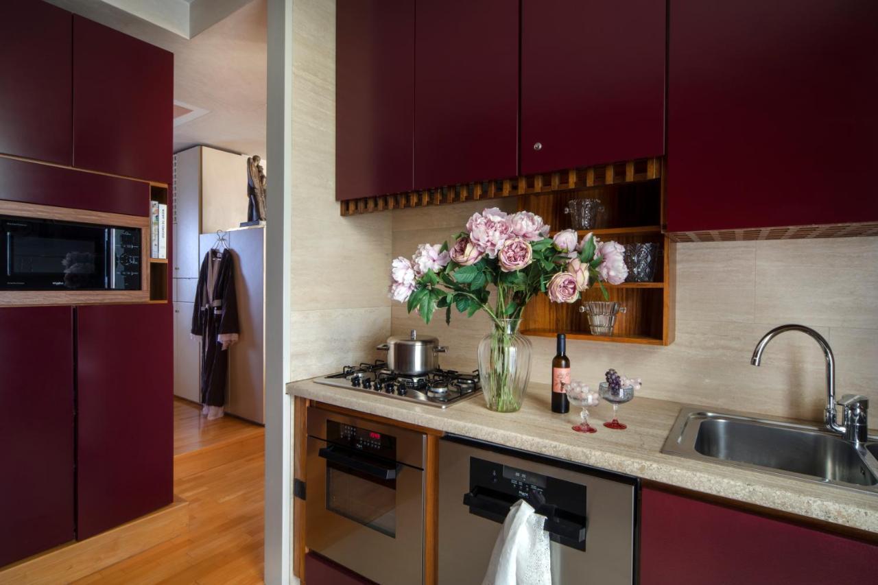 Il Garofano Rosa Apartment เวโรนา ภายนอก รูปภาพ