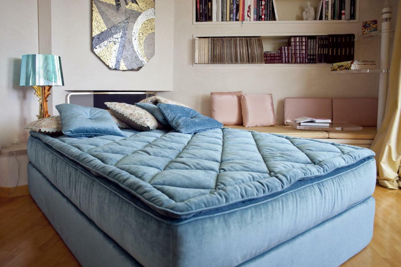 Il Garofano Rosa Apartment เวโรนา ภายนอก รูปภาพ